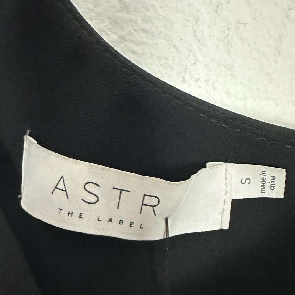 ASTR The Label Small  Black Asymmetric Sleeveless Bodysuit EUC AT16767